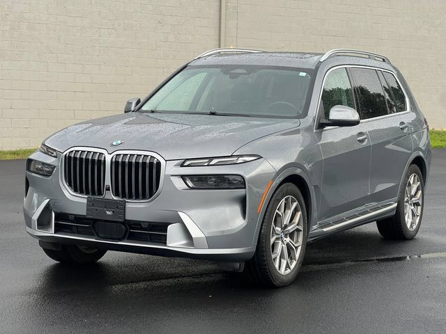 Used 2025 BMW X7 xDrive40i AWD/4WD image 43