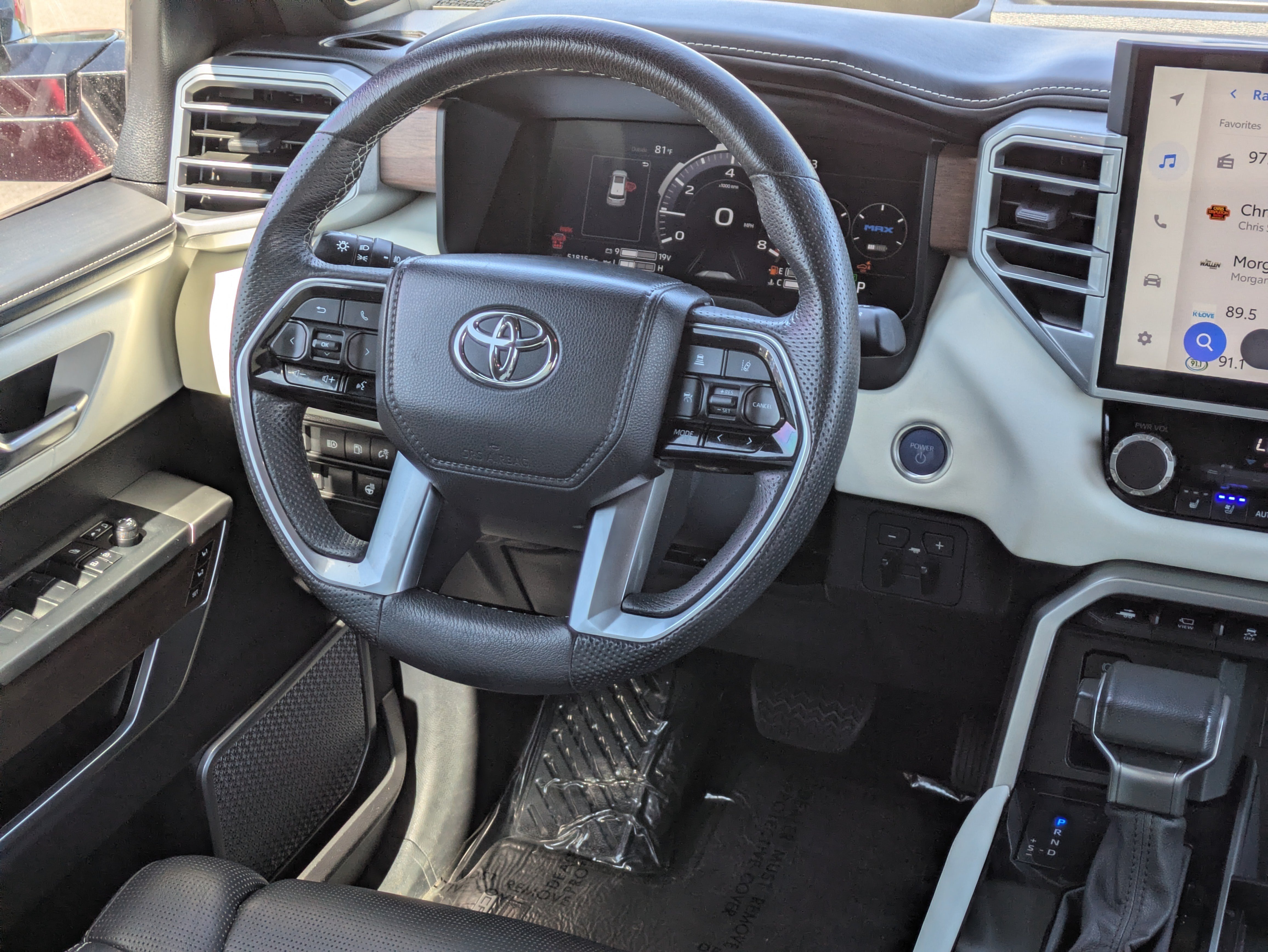 Used 2023 Toyota Sequoia Capstone AWD/4WD image 16