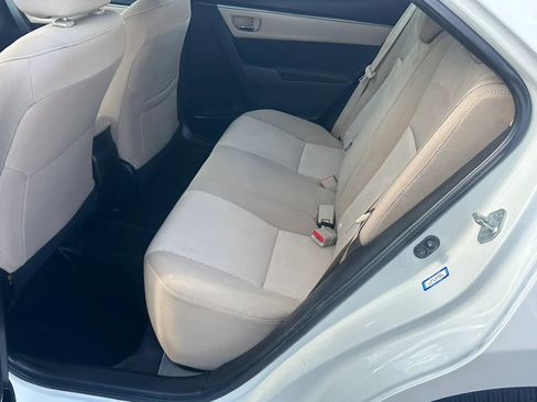 Used 2014 Toyota Corolla LE FWD image 8