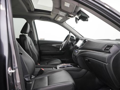 Used 2023 Honda Ridgeline RTL-E image 13