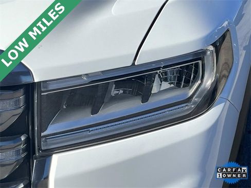 Used 2021 GMC Acadia AT4 w/ Trailering Package image 9