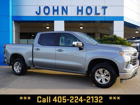 Used 2025 Chevrolet Silverado 1500 LT AWD/4WD image 8