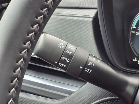 New 2026 Subaru Forester Premium AWD/4WD image 13