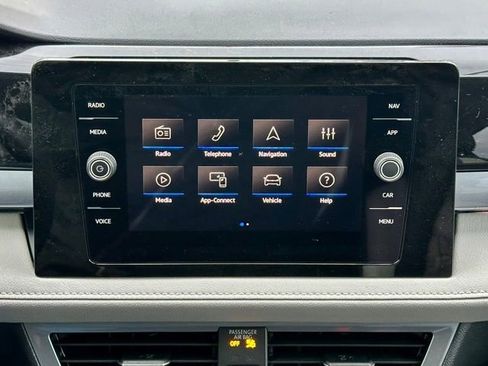 New 2026 Volkswagen Taos SEL AWD/4WD image 23