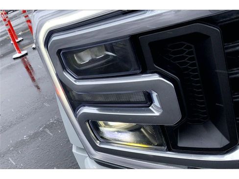 Used 2025 Ford F450 Platinum w/ FX4 Off-Road Package image 29