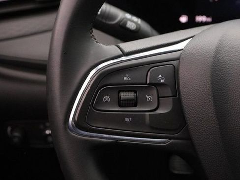 Used 2024 Buick Encore GX Sport Touring image 11