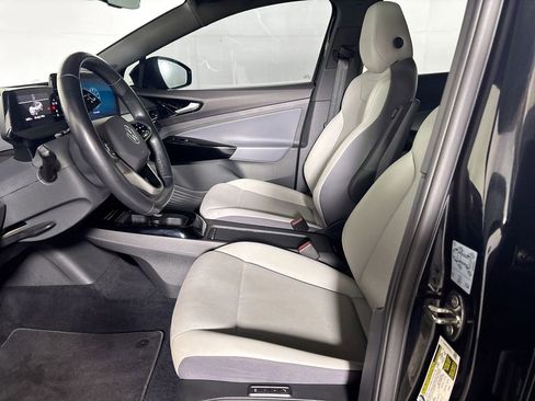 Certified 2021 Volkswagen ID.4 Pro S w/ Gradient Package image 12