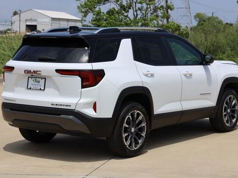 New 2026 GMC Terrain Elevation w/ Elevation Premium Package FWD image 8