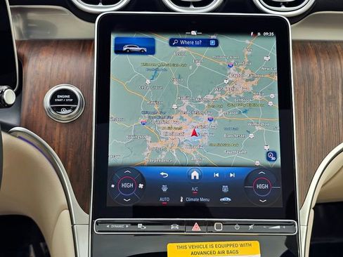 New 2026 Mercedes-Benz GLC 300 4MATIC image 31