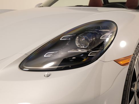 Used 2025 Porsche 718 Boxster GTS RWD image 39