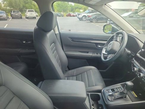 Used 2025 Honda CR-V EX-L image 3