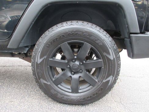Used 2017 Jeep Wrangler Unlimited Sport w/ Quick Order Package 24S AWD/4WD image 21