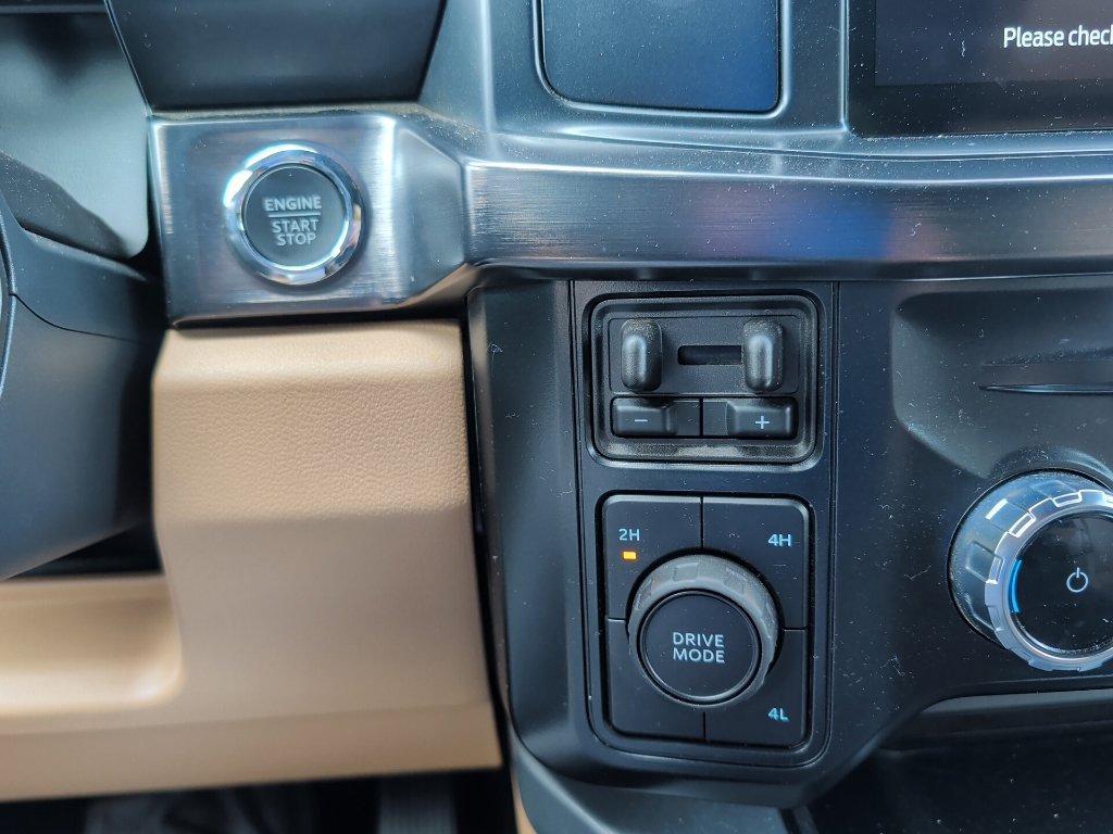 Used 2026 Ford F250 Lariat AWD/4WD image 24