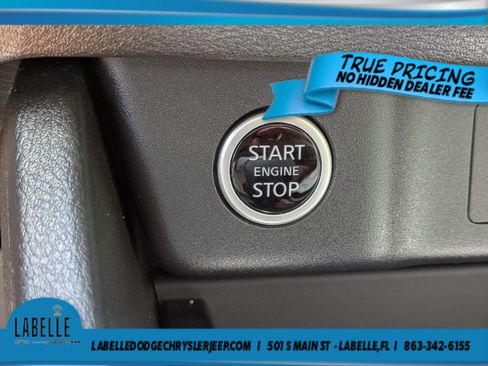 Used 2023 Nissan Rogue SV FWD image 27