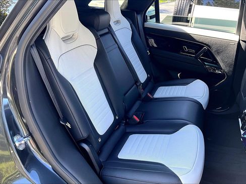 New 2026 Land Rover Range Rover Sport SV image 7