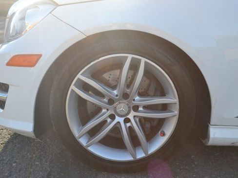 Used 2013 Mercedes-Benz C 300 4MATIC Sedan image 35
