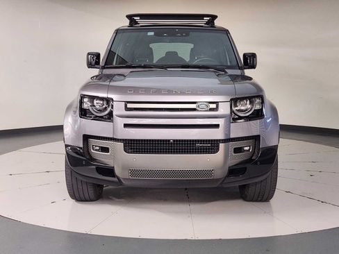 Used 2023 Land Rover Defender 110 X-Dynamic SE AWD/4WD image 9