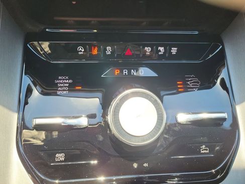 New 2026 Jeep Grand Wagoneer Limited image 24