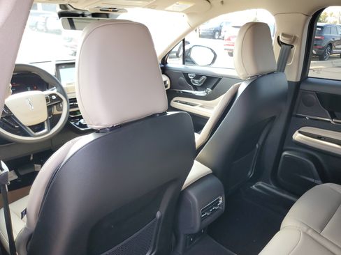 New 2026 Lincoln Corsair Premiere image 26