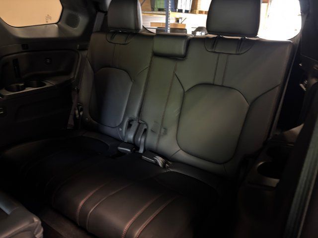 Used 2025 Honda Pilot Black Edition image 25