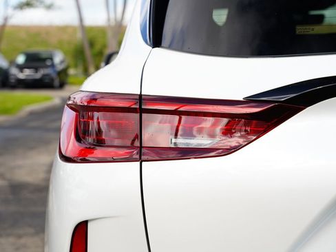 Used 2023 INFINITI QX50 Sport image 14