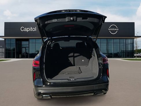 Used 2025 INFINITI QX50 Sport image 10