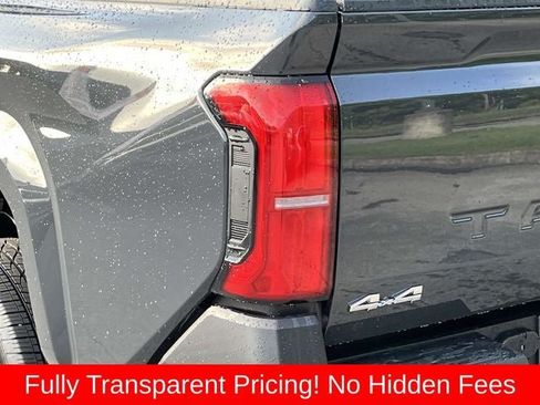 Used 2025 Toyota Tacoma SR AWD/4WD image 5