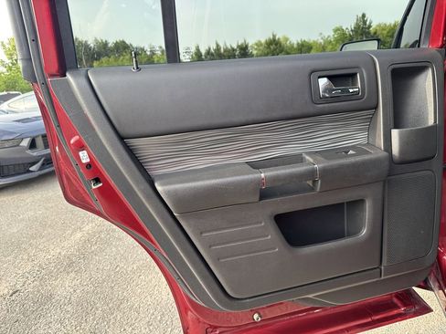 Used 2019 Ford Flex SEL w/ Equipment Group 202A FWD image 23