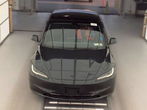 Used 2026 Tesla Model 3 AWD/4WD image 2
