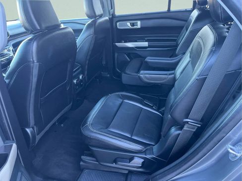 Used 2021 Ford Explorer Limited w/ Equipment Group 301A image 29