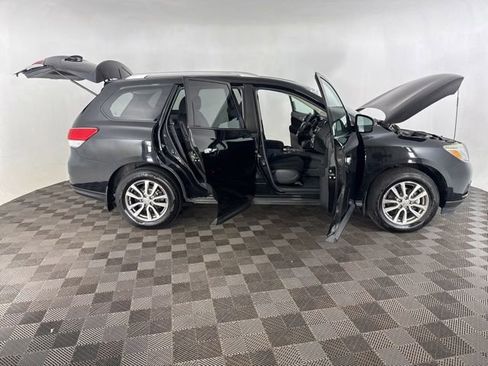 Used 2015 Nissan Pathfinder S AWD/4WD image 15