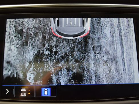 Used 2021 Buick Enclave Avenir w/ Avenir Technology Package image 23