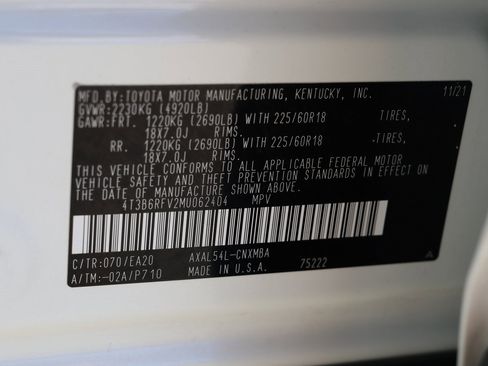 Used 2021 Toyota RAV4 XLE Premium image 39