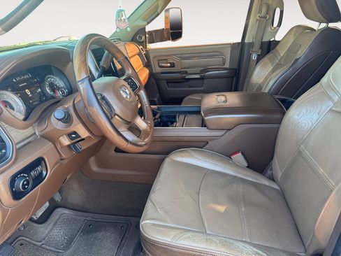 Used 2021 RAM 2500 Limited image 9