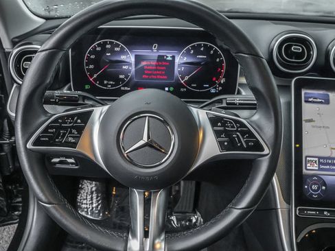 Used 2025 Mercedes-Benz C 300 4MATIC Sedan image 20