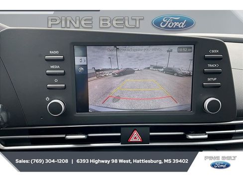 Used 2026 Hyundai Elantra SE FWD image 15