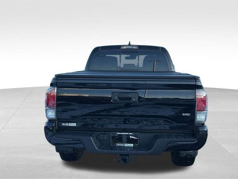 Used 2023 Toyota Tacoma TRD Sport image 6