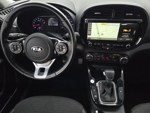 Used 2020 Kia Soul EX image 29
