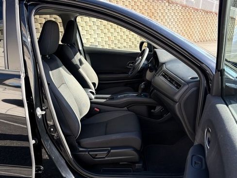Used 2019 Honda HR-V EX image 26