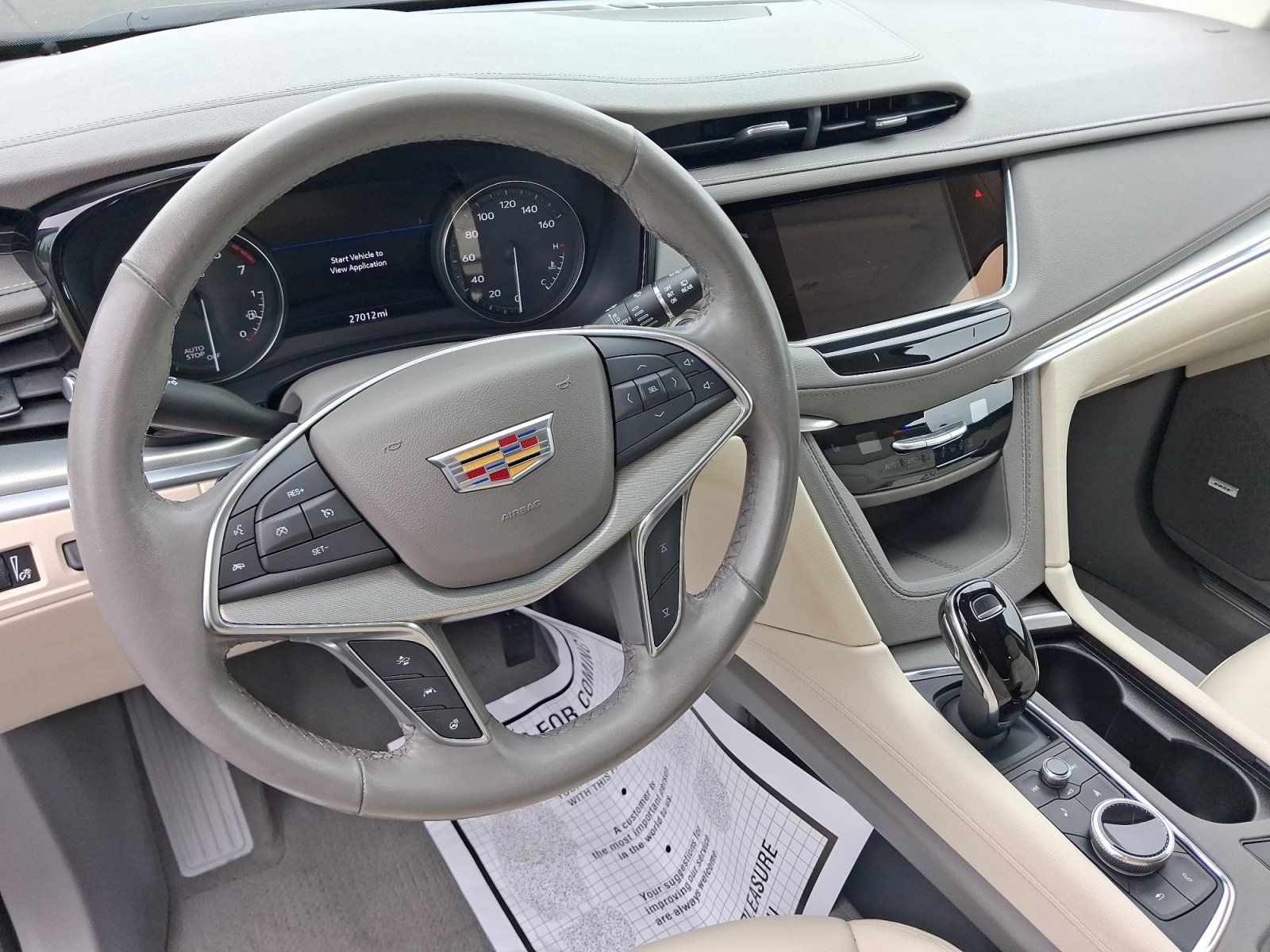 Used 2023 Cadillac XT5 Premium Luxury w/ Technology Package AWD/4WD image 4