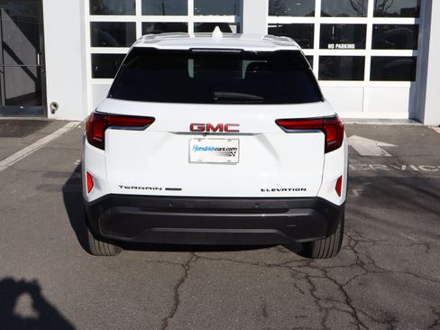 Certified 2025 GMC Terrain Elevation image 9