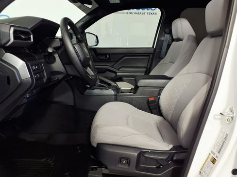 Used 2025 Toyota Tacoma SR5 RWD image 8