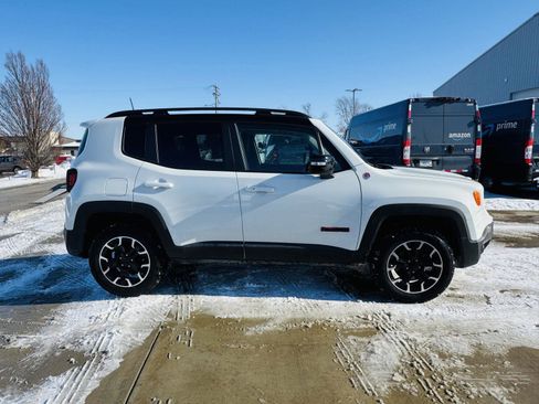 Used 2023 Jeep Renegade Trailhawk w/ Trailhawk Elite Group image 36