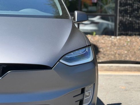Used 2018 Tesla Model X 100D image 5