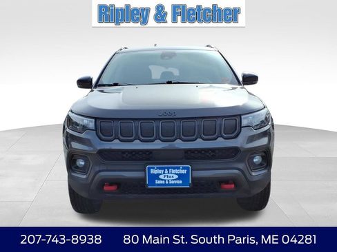 Used 2022 Jeep Compass Trailhawk w/ Sun and Sound Group AWD/4WD image 2