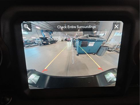 Used 2021 Jeep Gladiator Willys image 23