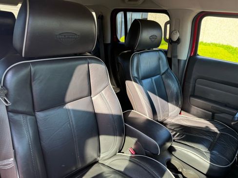 Used 2008 HUMMER H3 Alpha image 18