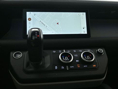 Used 2022 Land Rover Defender 110 X-Dynamic SE image 17