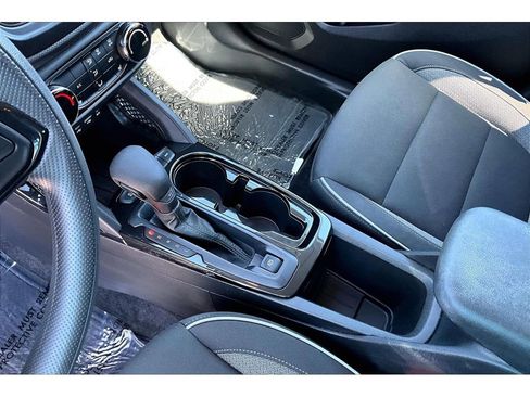 Used 2023 Chevrolet TrailBlazer LT AWD/4WD image 16