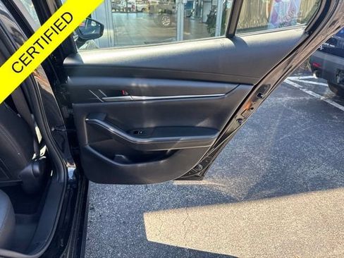 Used 2023 MAZDA MAZDA3 s FWD image 23